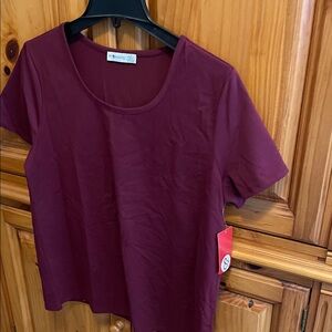 89th & Madison Deep Red Short Sleeve Top